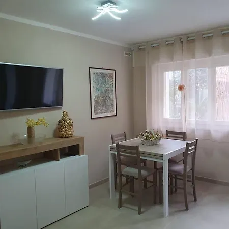 Apartment Casa Gioiello Di Enrica Pietrasanta