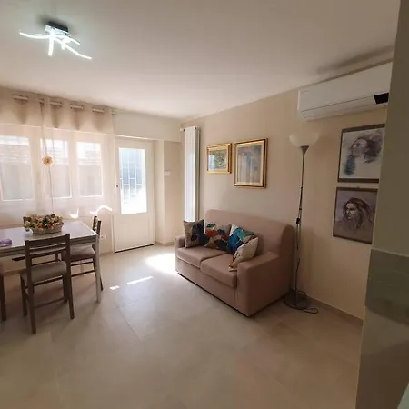 Apartment Casa Gioiello Di Enrica